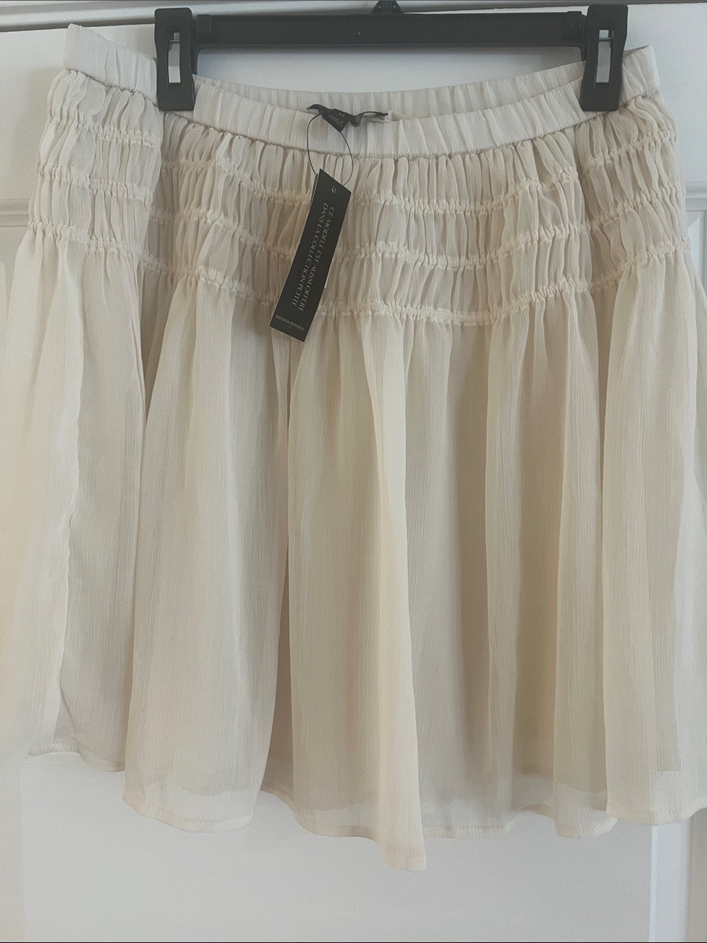 Banana Republic Cream Chiffon Smocked Waist Skater Skirt
